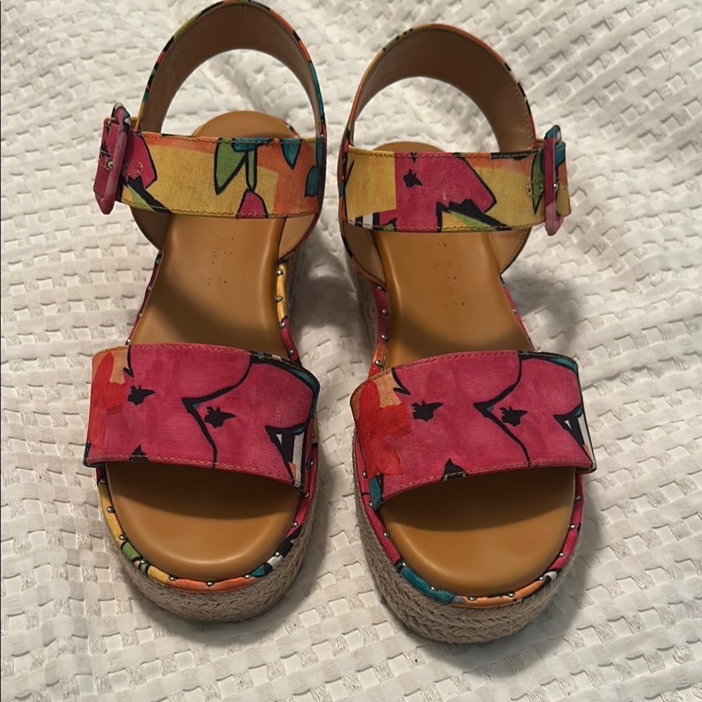 Gianni Bini Floral Platform Sandals